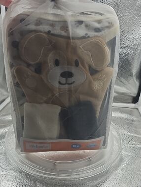 Q Kidgets 4 Piece Bath Set Gift Set 0+months New With Tags